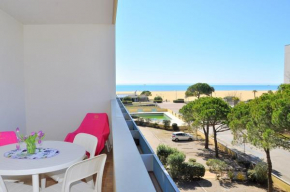 Bright sea front apartment with terrace - Beahost
